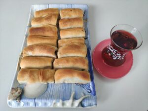 El Açması Patlıcanlı Börek